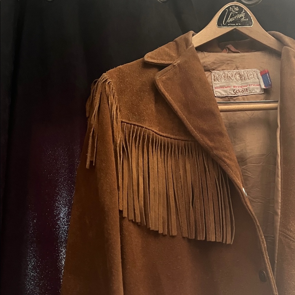Mint VTG suede fringe jacket - Picture 3 of 11